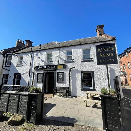 Airlie Arms Hotel Kirriemuir Kültér fotó