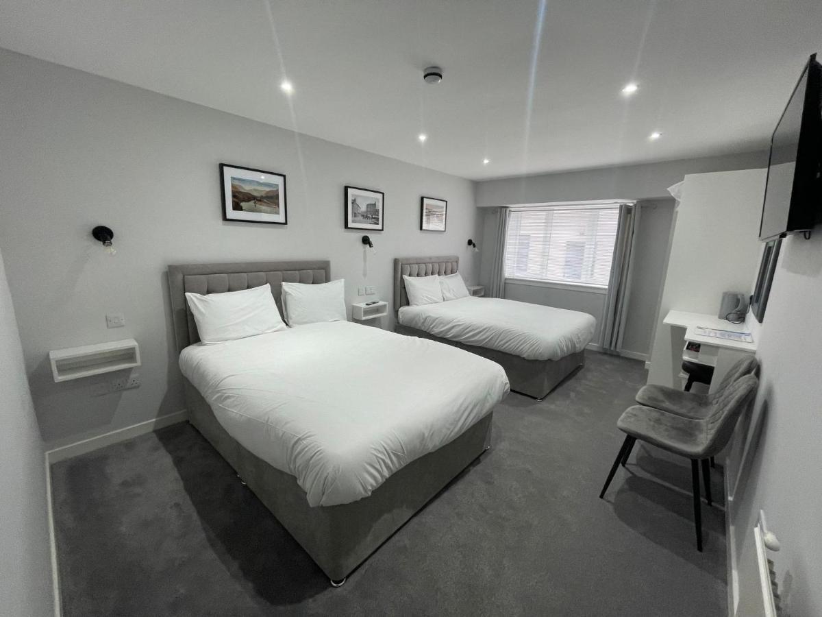 Airlie Arms Hotel Kirriemuir Kültér fotó